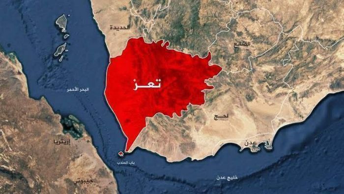 شاب يطعن صحفياً ويعتدي على زوجته أمام منزله في تعز