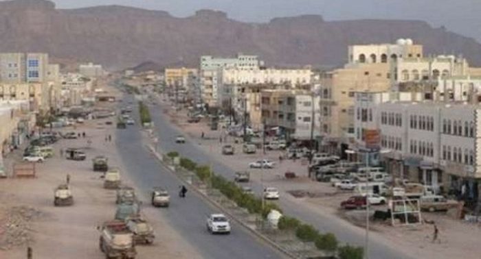 موظفو زراعة أبين يحمّلون الإدارة مسؤولية تأخر رواتبهم المتكرر ويطالبون بإصلاحات عاجلة