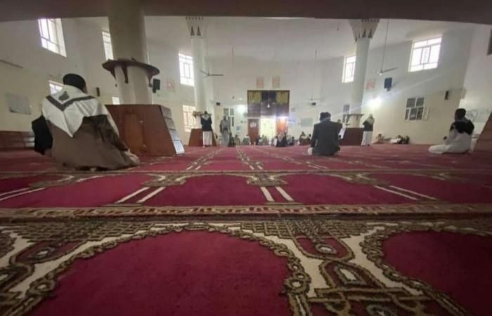 إلغاء صلاة الجمعة في عشرات القرى بإب بعد إجراءات حوثية مثيرة للغضب