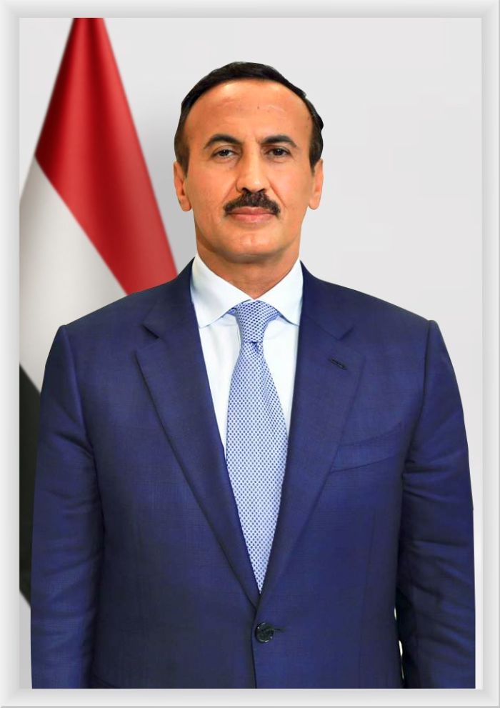 أحمد علي عبدالله صالح يُعزي في وفاة الشيخ غيلان سعيد المسوري