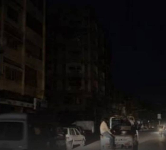 سكان محليون: لحج تعيش في ظلام دامس منذ 45 يوماً