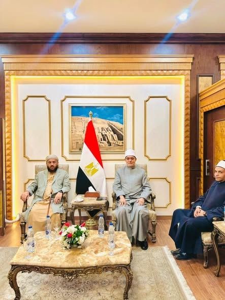 وزير الأوقاف اليمني: الفتوى المؤسسية حصن للوعي الديني من التسييس