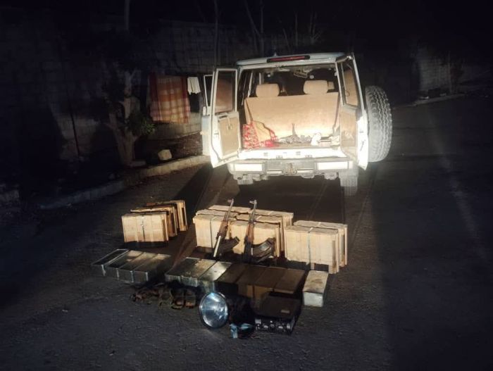 درع الوطن تضبط كمية من الأسلحة والذخائر في نقطة نشطون بالمهرة