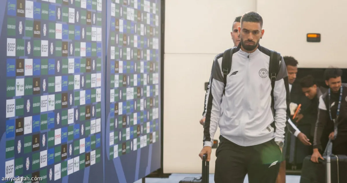 كاراسكو يثير الجدل مجدداً: من إشارات الصمت للجماهير إلى خلافات غرفة الملابس