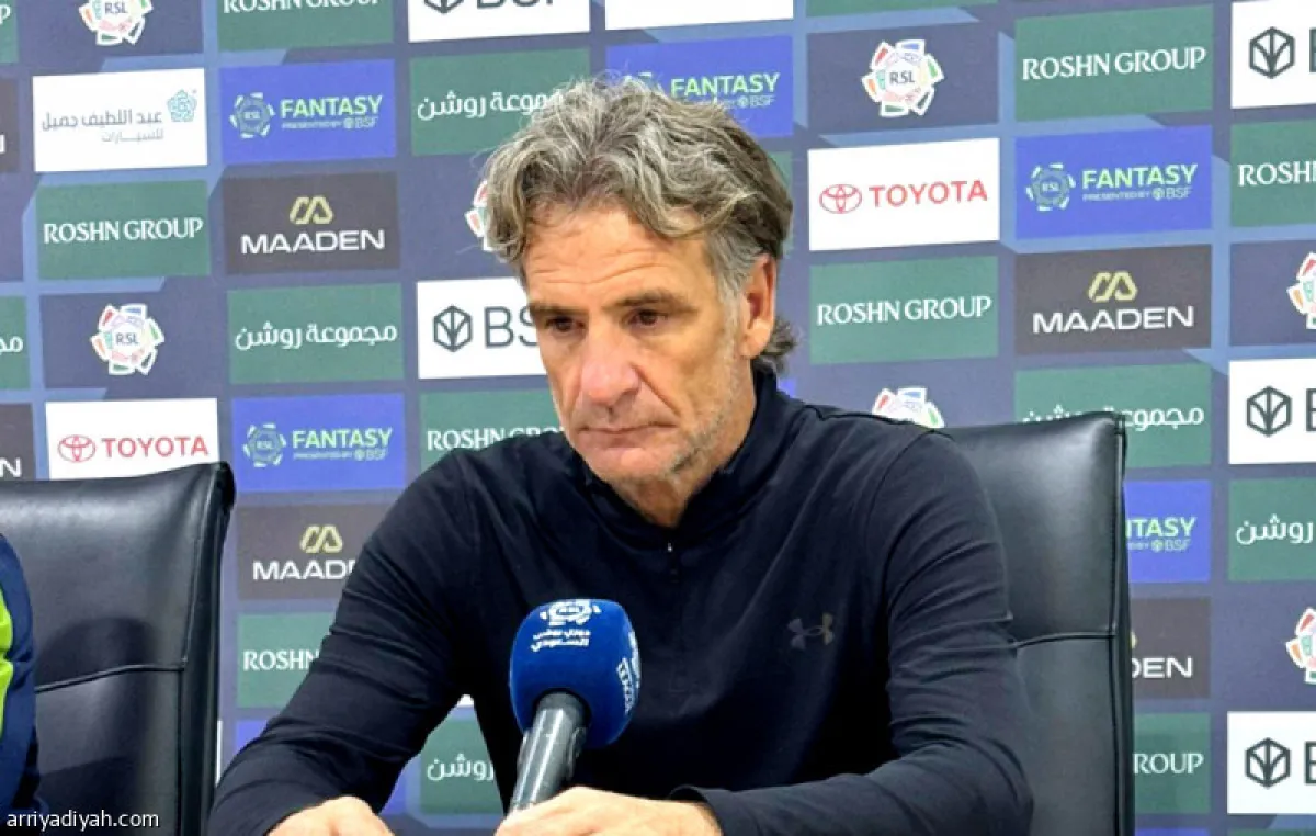 مدرب الرياض كارينيو: الأخدود هزمانا بالكرات الثابتة.. وأنتظر الفوز الأول