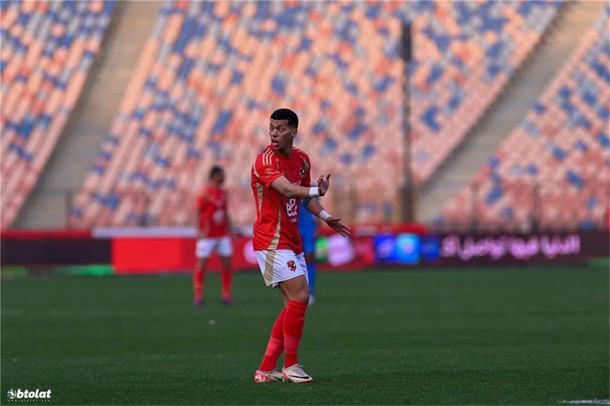 إمام عاشور ينفذ عقوبات الأهلي ويبدأ التدريب المنفرد