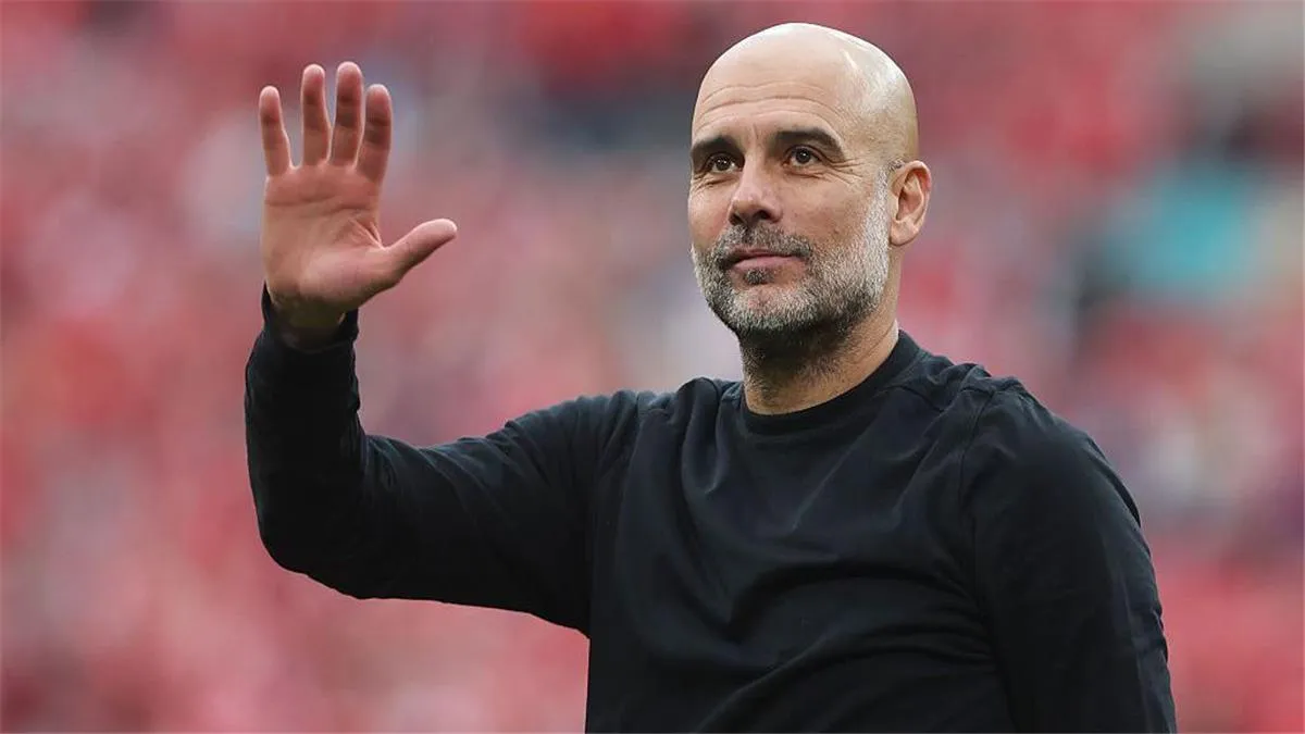 مستقبل غامض لبيب جوارديولا مع مانشستر سيتي رغم العقد الممتد