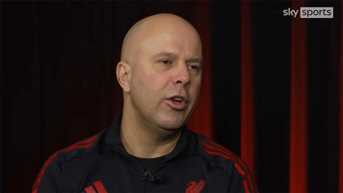 سلوت يكشف: ليفربول أضاع فرصة ضم لاعب مهم.. والدوري الإنجليزي 