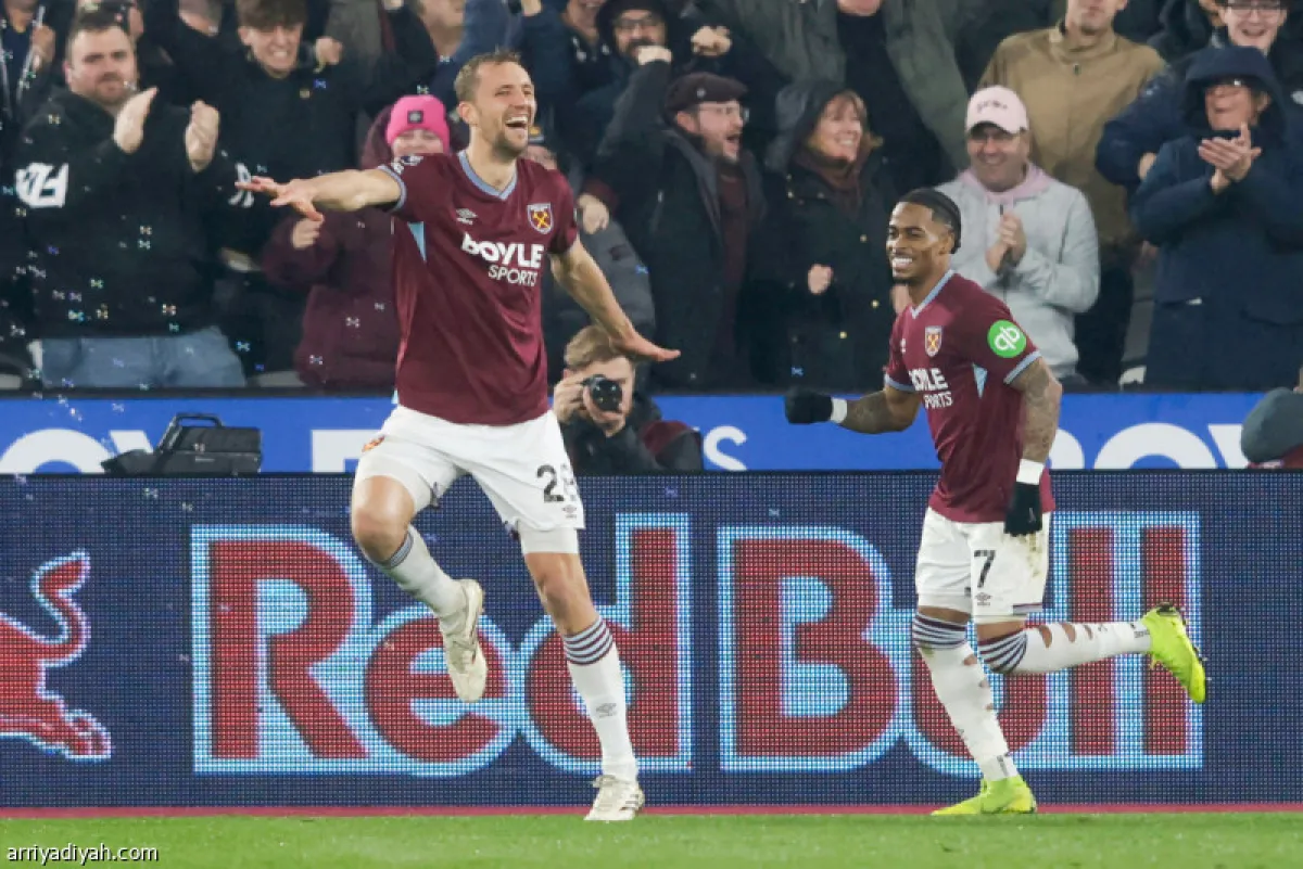 مانشستر يونايتد ينتزع تعادلاً قاتلاً أمام وست هام في الدقائق الأخيرة