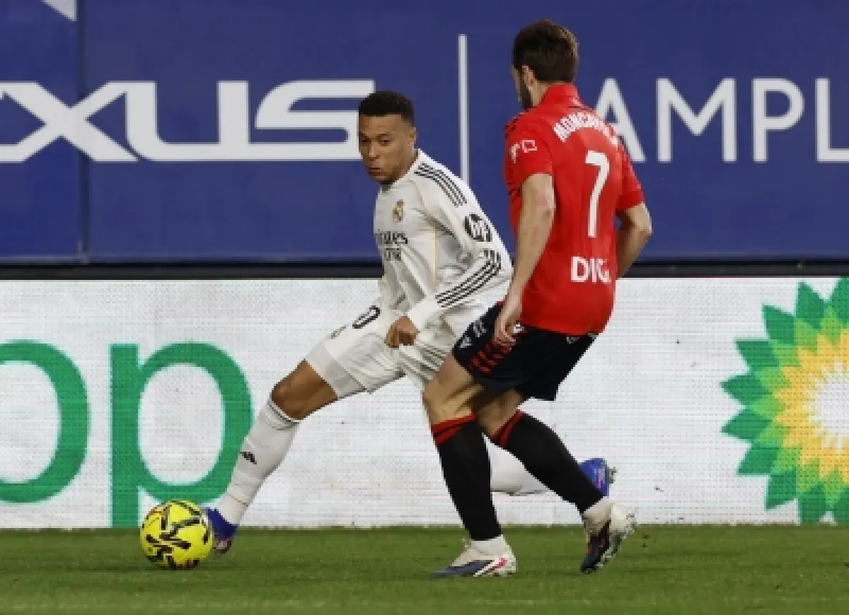 ريال مدريد يسقط أمام أوساسونا.. وبرشلونة يتربص بالصدارة
