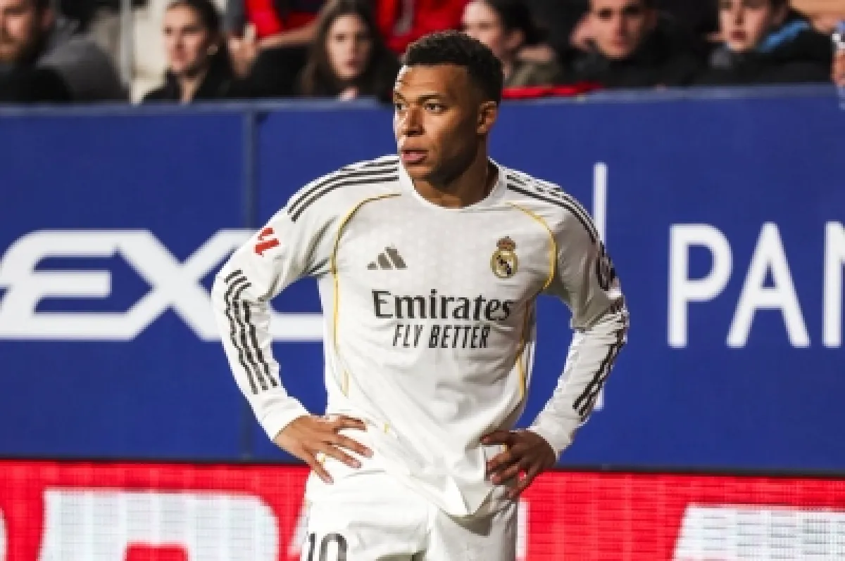 مبابي يقود سيارته للمرة الأولى في مدريد بعد حصوله على الرخصة