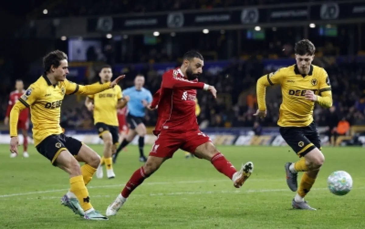وولفرهامبتون يوقع ليفربول هزيمة قاتلة في الدوري الإنجليزي