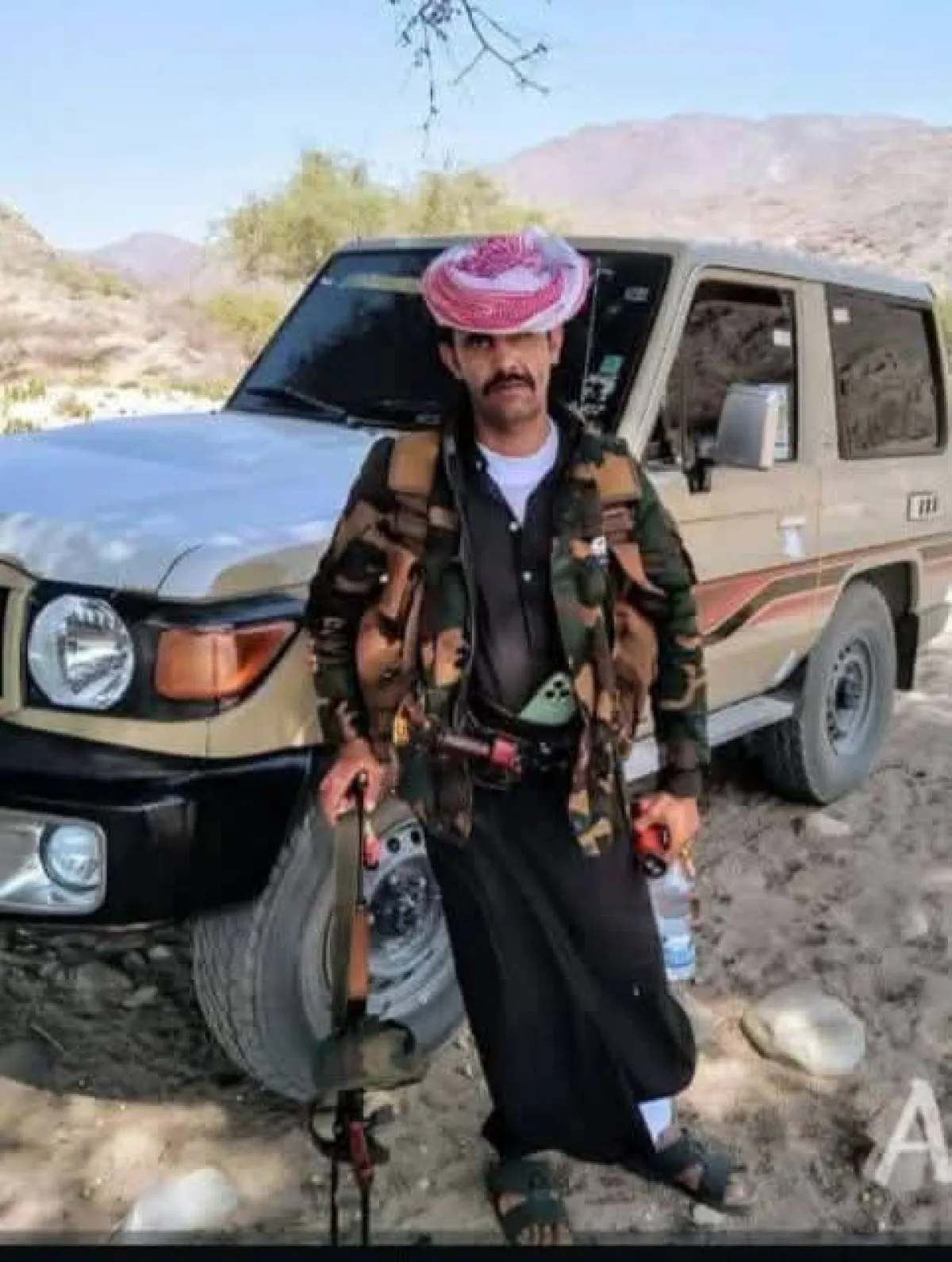 مقتل وإصابة مواطنين برصاص عناصر المليشيا في حاجز تفتيش بصعدة