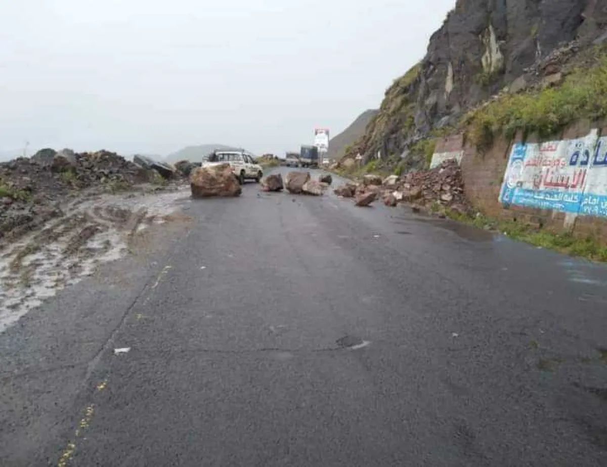 جبايات حوثية على المسافرين في نقيل سمارة بإب