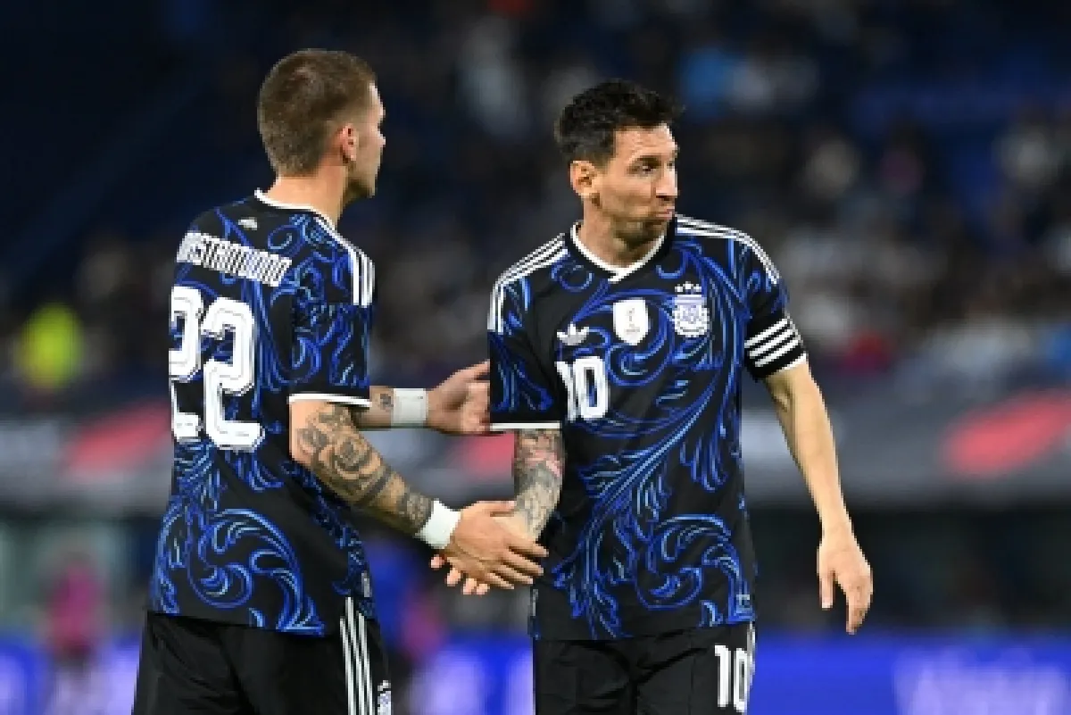 مستقبل ميسي مع الأرجنتين في 2026: سكالوني يترك القرار للنجم