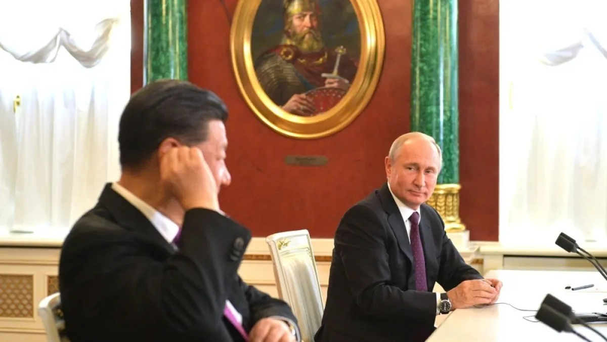 استراتيجية ثلاثية الأبعاد.. كيف تدير الصين وروسيا شفرة الصراع في الشرق الأوسط عبر إيران؟