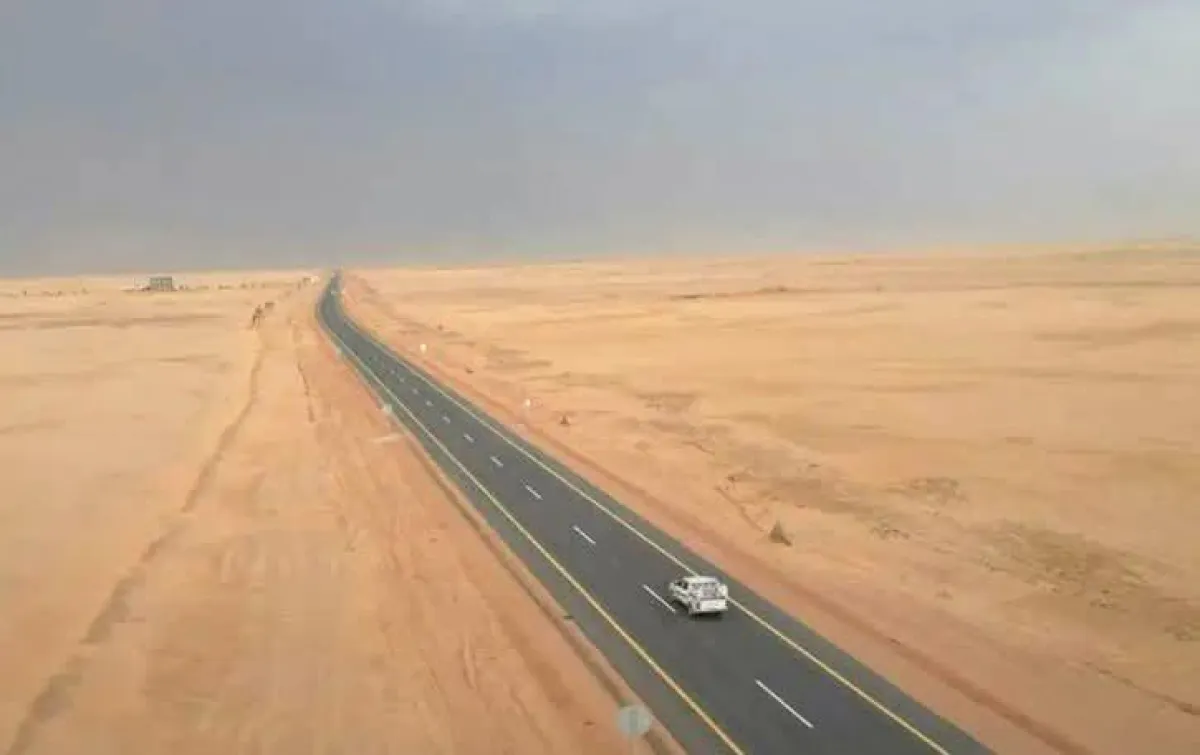 انتحلوا صفة أمنية بـ"اللاسلكي".. مسلحون ينهبون مغتربين في خط "الوديعة - العبر"