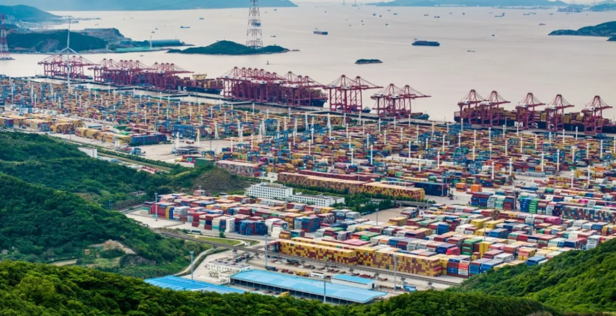 الصين وإيران.. تجارة "الاستخدام المزدوج" تشعل مواجهة خفية مع واشنطن