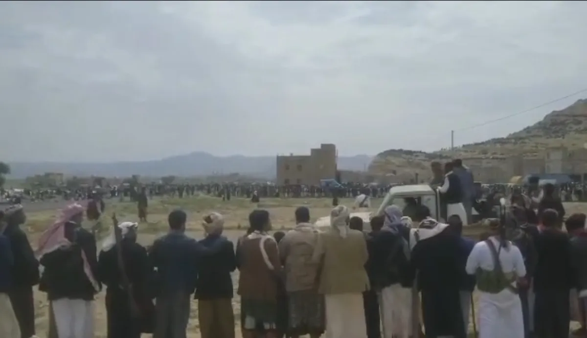 ضد طقوس "الولاية".. كيف تحول "يوم النشور" في عمران إلى مظاهرة لرفض المشروع الحوثي؟