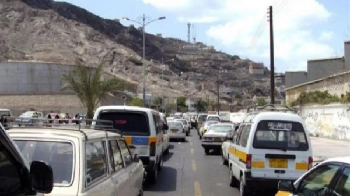 الحوثيون يضخون 18 مليون لتر من البترول المغشوش في مناطق سيطرتهم