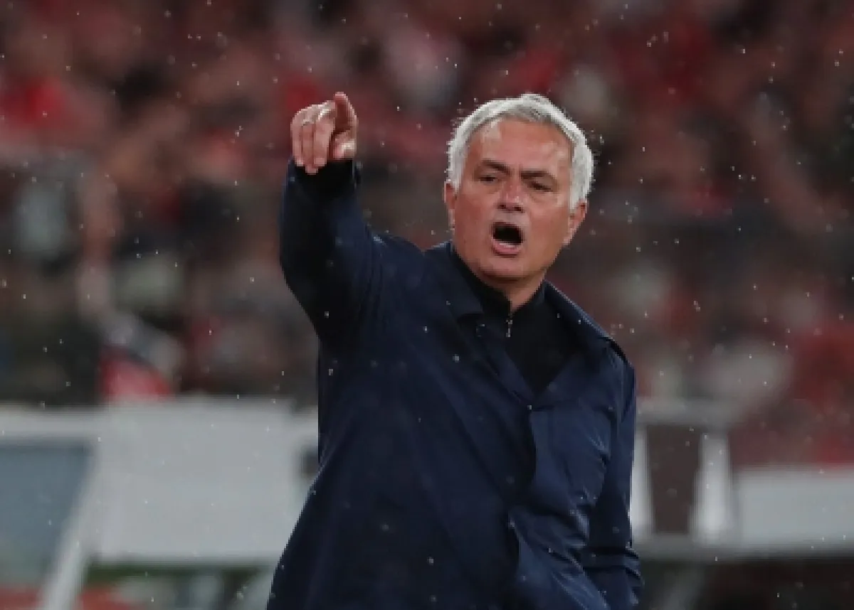 مورينيو مدربًا لريال مدريد لثلاث سنوات