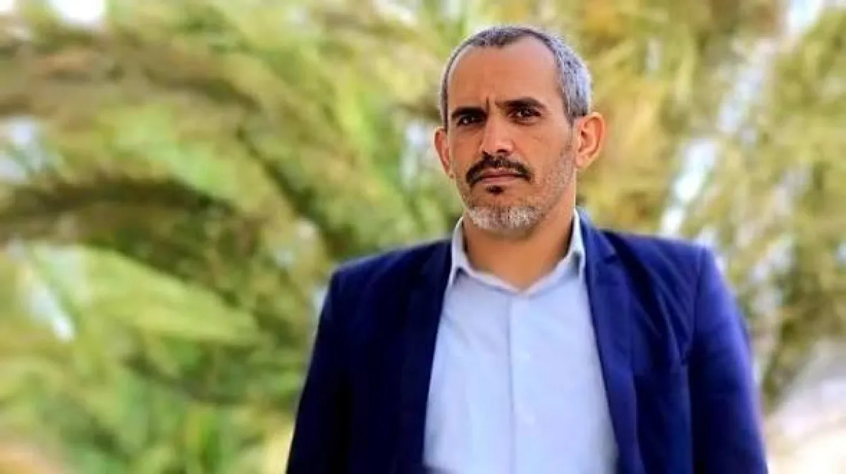 ضغوطات وتهديدات حوثية تطال عائلة محامٍ مختطف لمنعهم من المطالبة بالإفراج عنه