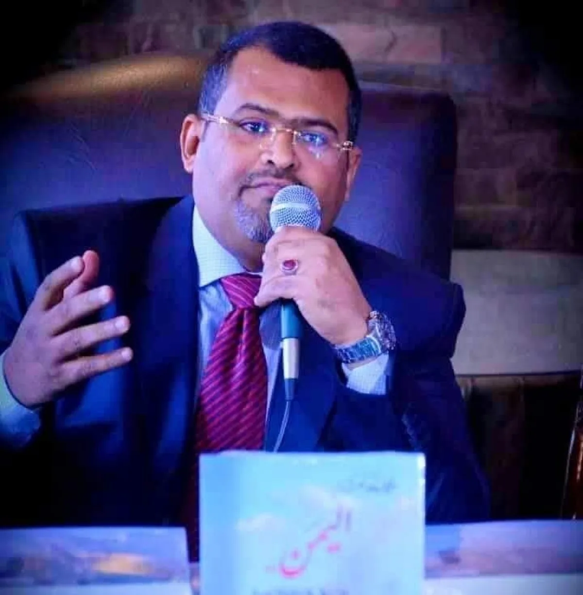 نظام الجيش والدجاج.. ايهما الافضل..!!
