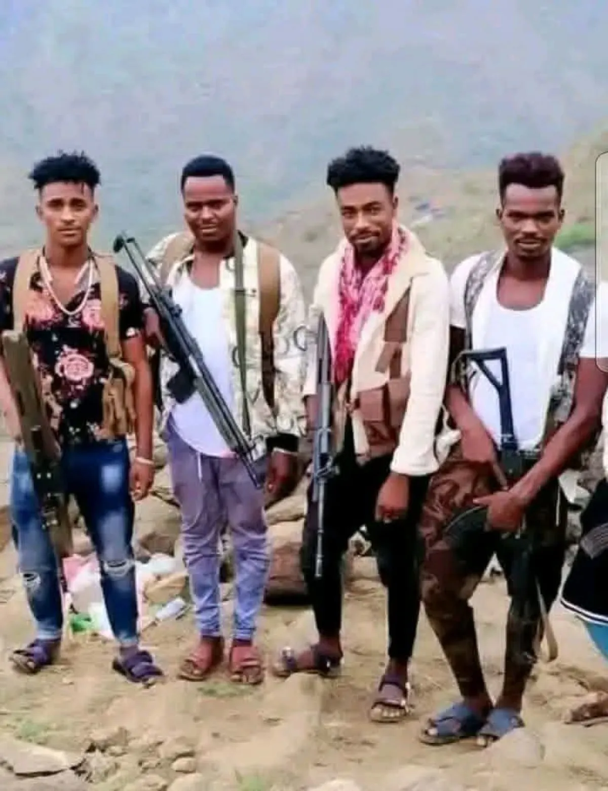 جيش الظل على الحدود.. كيف تحوّل المهاجرون الأفارقة إلى ورقة بيد مليشيا الحوثي؟