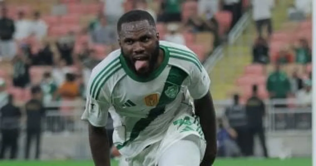 الأهلي السعودي يودع نجمه الإيفواري فرانك كيسي رسميًا