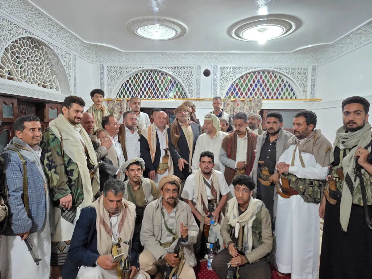 مليشيا الحوثي ترضخ لتهديدات القيادي عبدالحميد الشاهري وتفرج عن شقيقه سيف