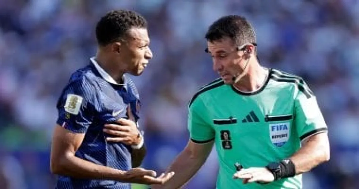 جدل التحكيم في كأس العالم 2026: مصر وإنجلترا في قلب الانتقادات