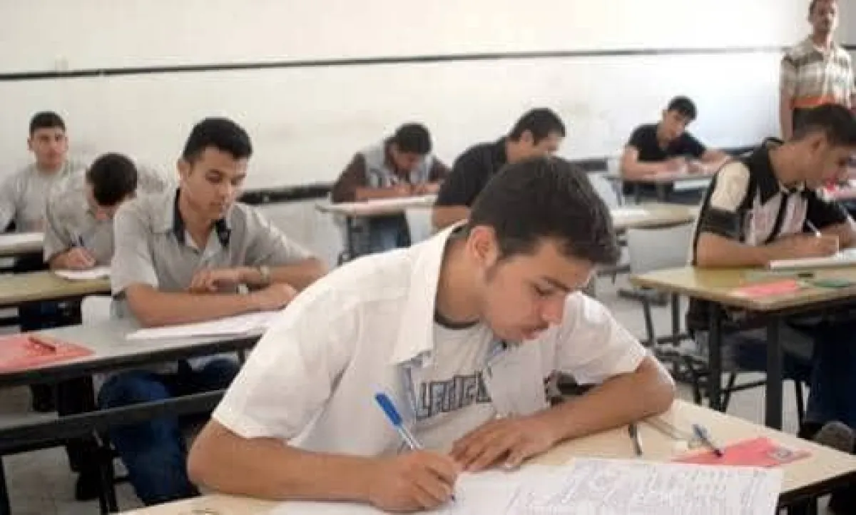 نتائج الثانوية العامة بمناطق سيطرة الحوثي تصدم المتفوقين وتمنح الراسبين والمسلحين الصدارة