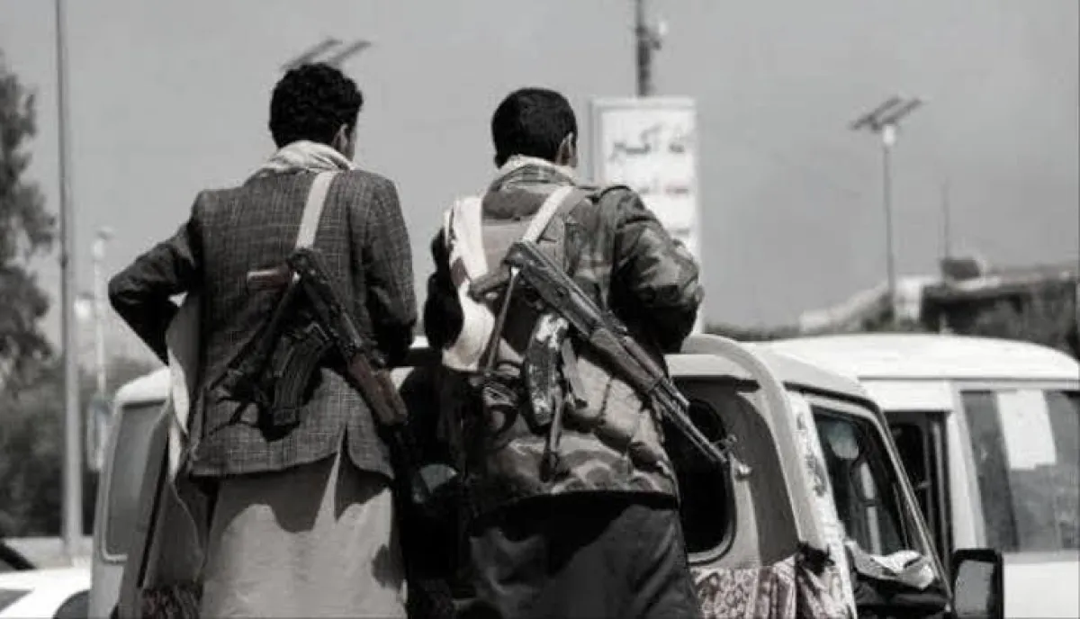 قوة حوثية تقتحم منزل شيخ قبلي في صنعاء وتقتاده إلى جهة مجهولة