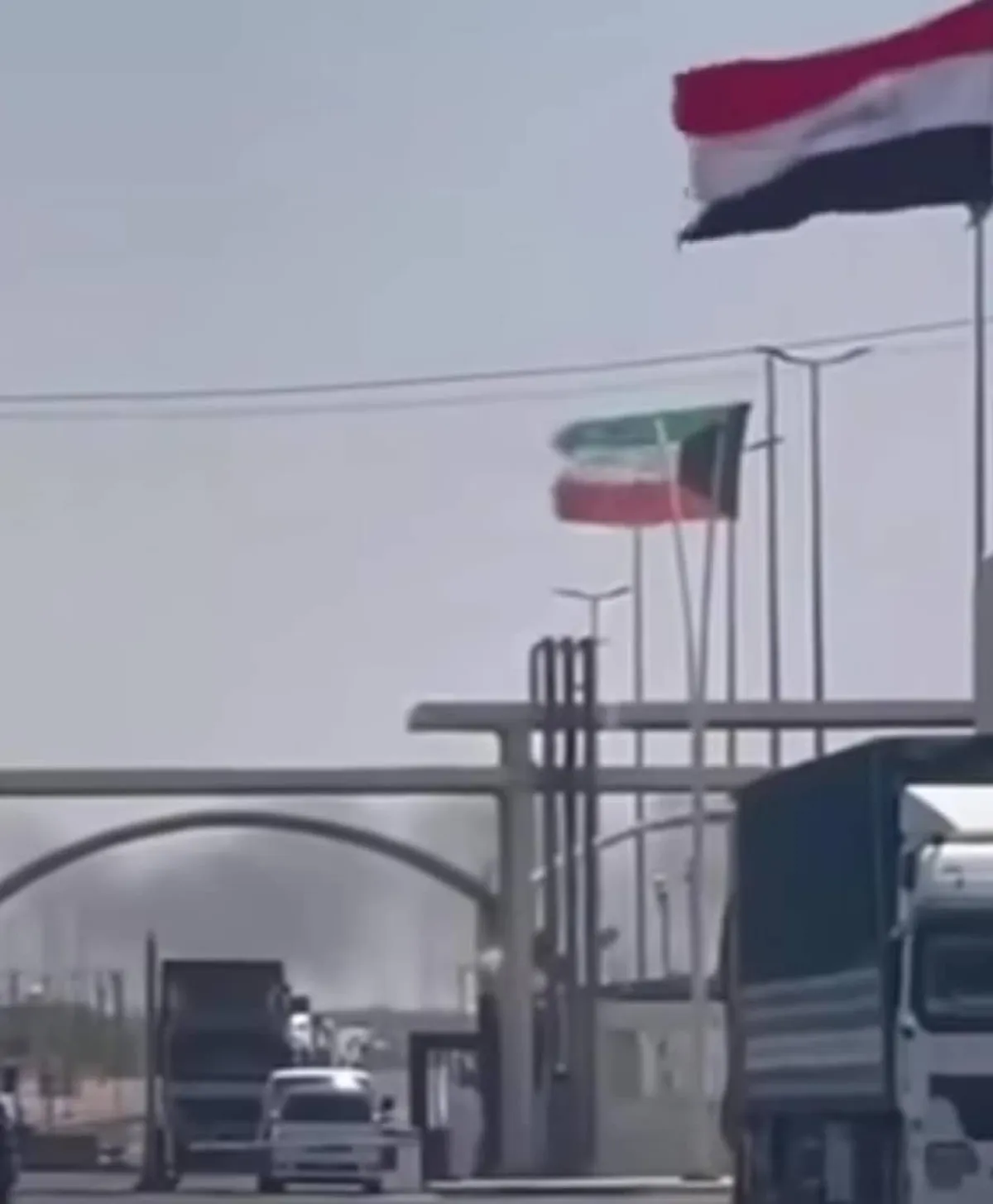 الكويت تعلن عن استهداف متكرر لمنفذ العبدلي الحدودي بطائرات مسيّرة