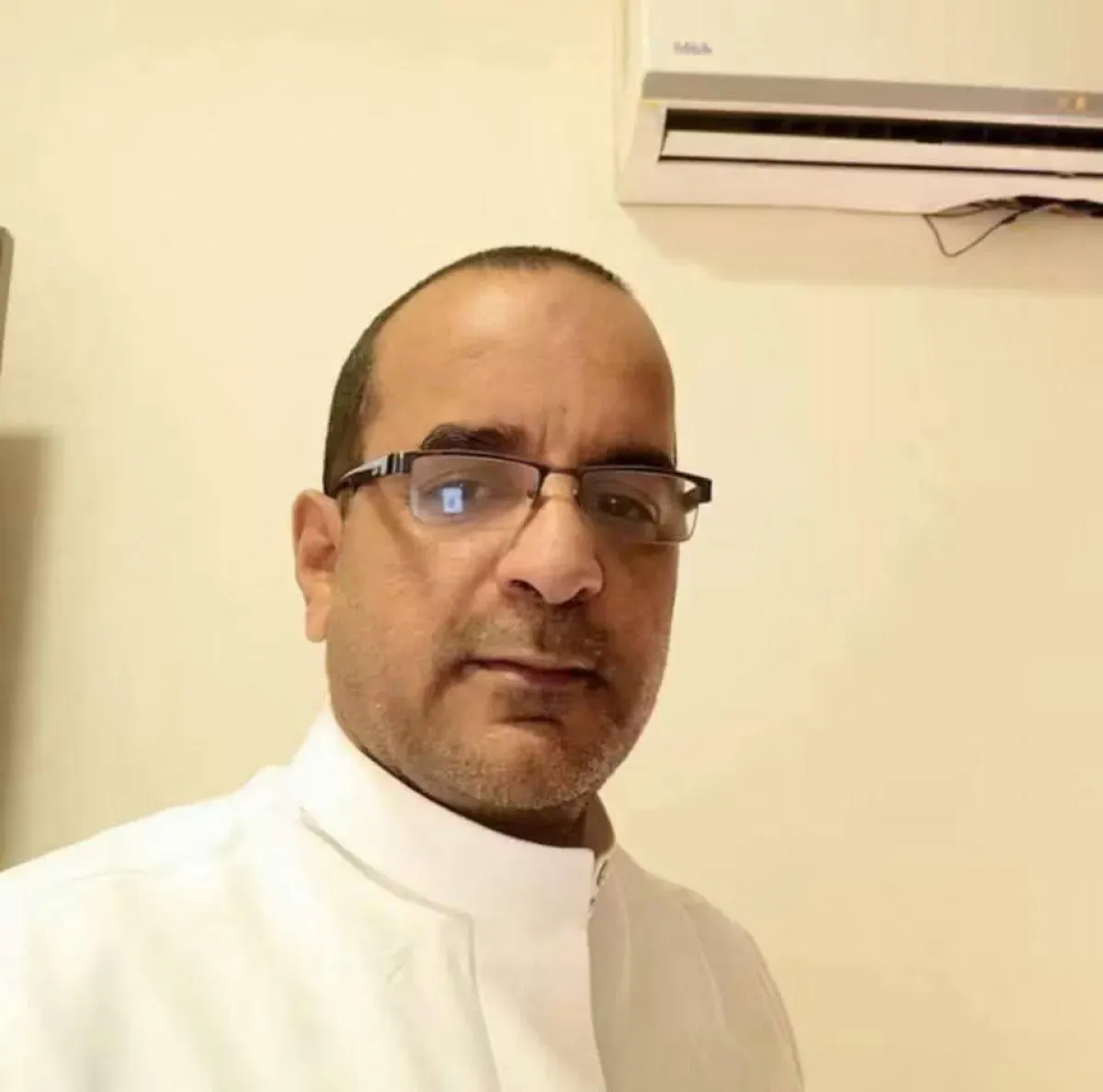 Yemeni National Fatally Stabbed in Somali Mosque During Friday Prayers