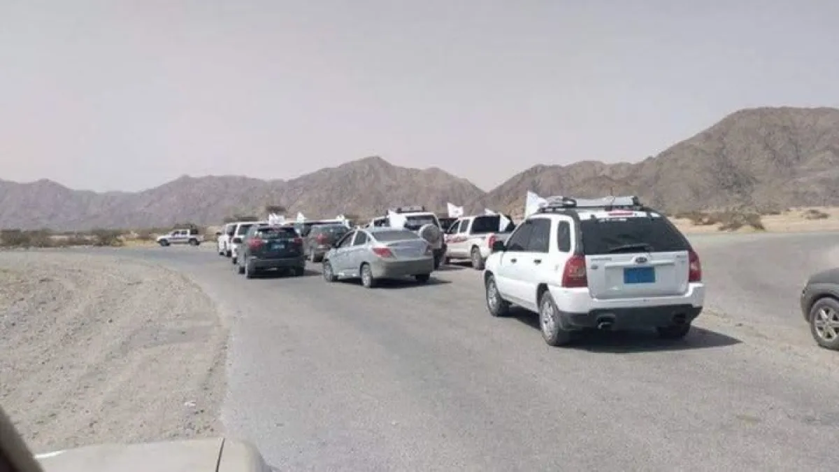 مليشيا الحوثي تغلق طريق ذمار ـ البيضاء ـ مأرب وتعطل حركة النقل