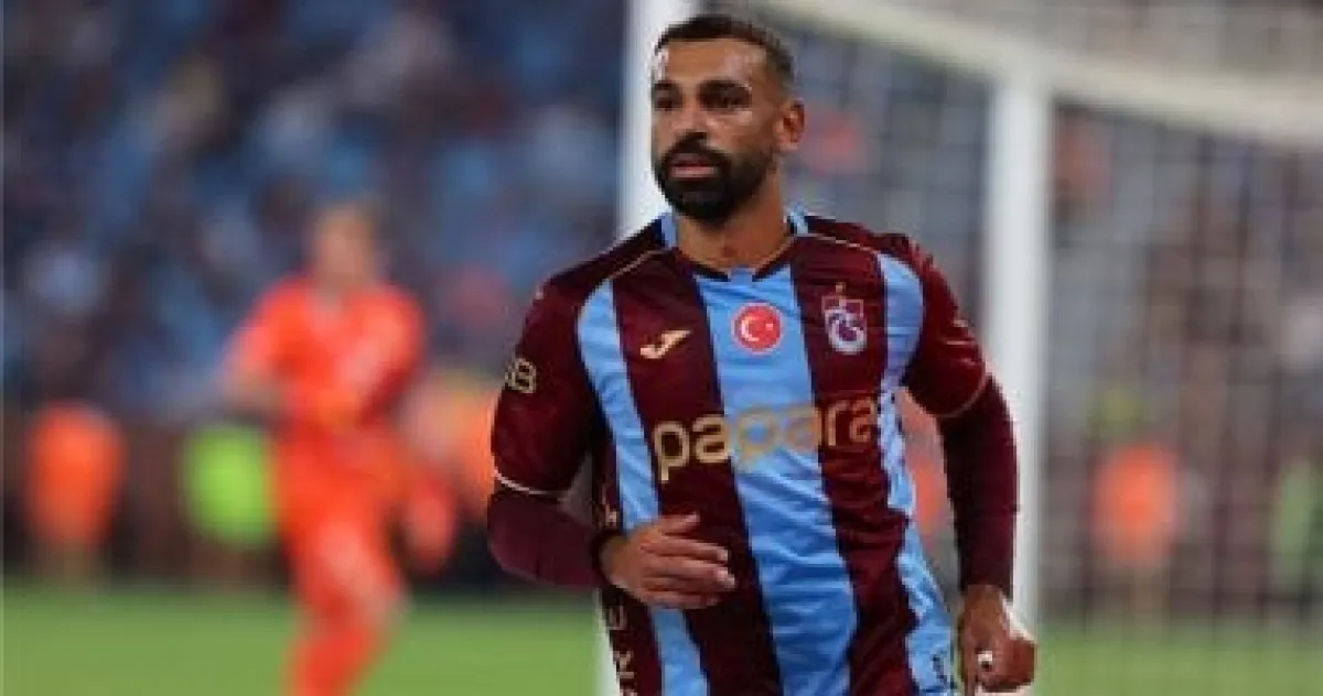 محمد صلاح يحتفي بتألقه اللافت مع طرابزون سبور في الدوري التركي
