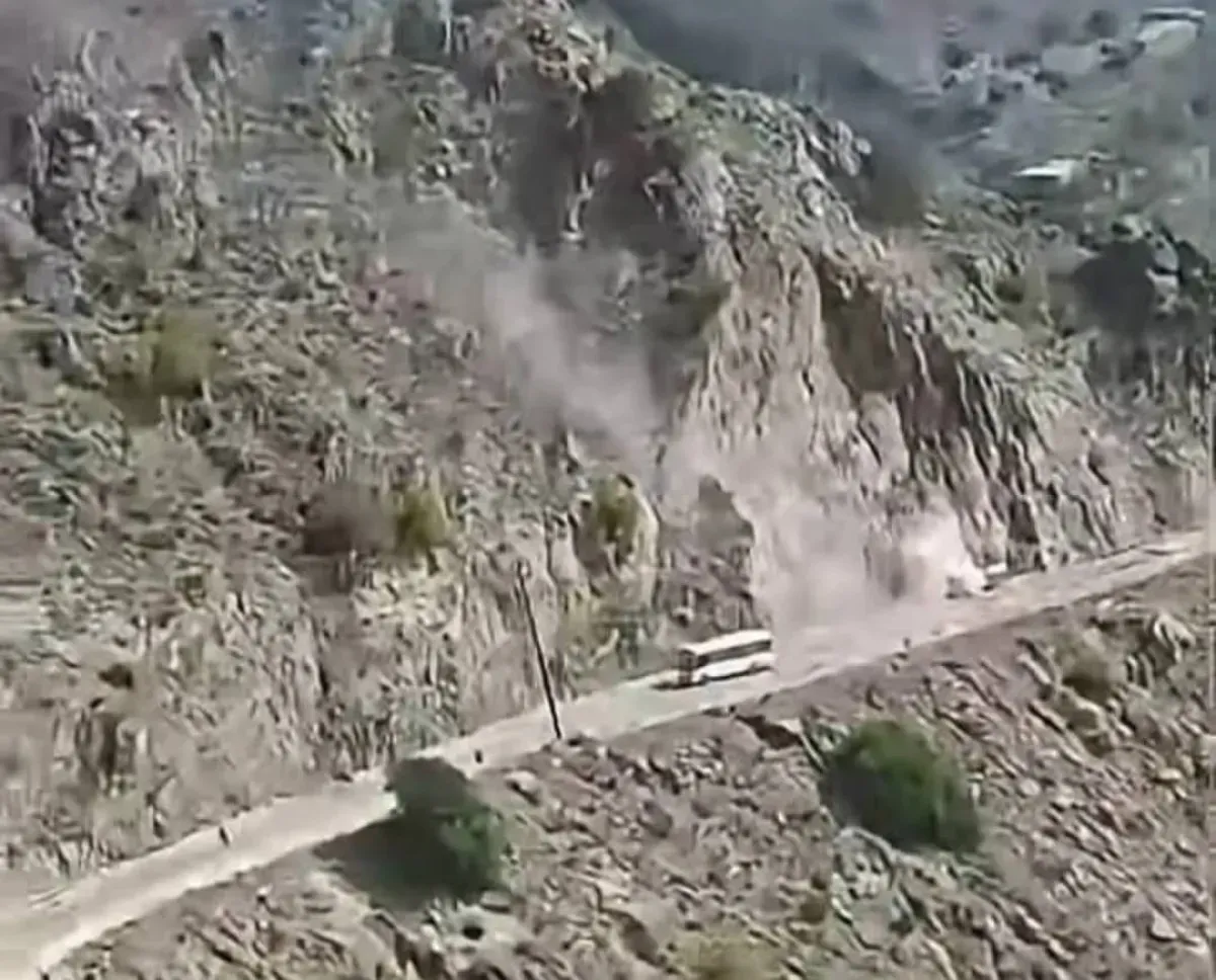 Houthi Missile Strikes on Civilian Arteries Between Taiz and Aden Result in Casualties