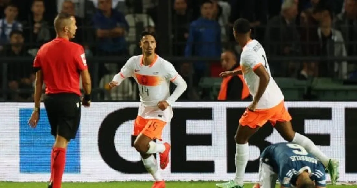 هولندا تنتزع تعادلاً مثيراً من اليونان في دوري الأمم الأوروبية