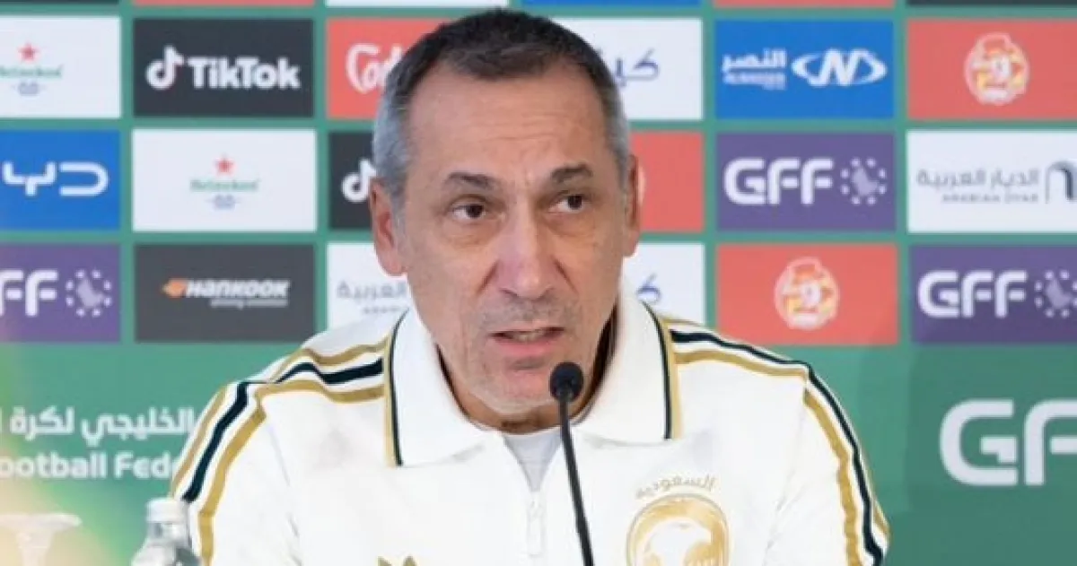 الاتحاد السعودي يحسم الجدل ويؤكد استمرار دونيس في قيادة الأخضر