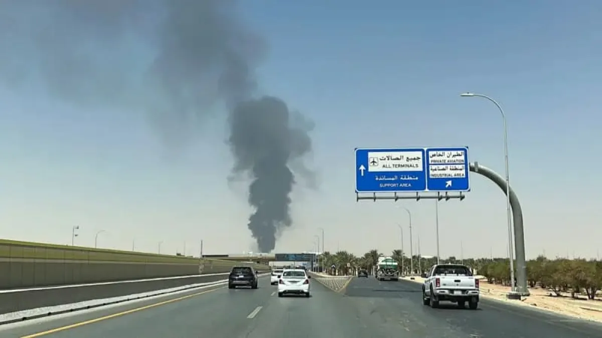 قتيل و11 مصاباً في هجوم جديد على مطار الملك خالد بالرياض