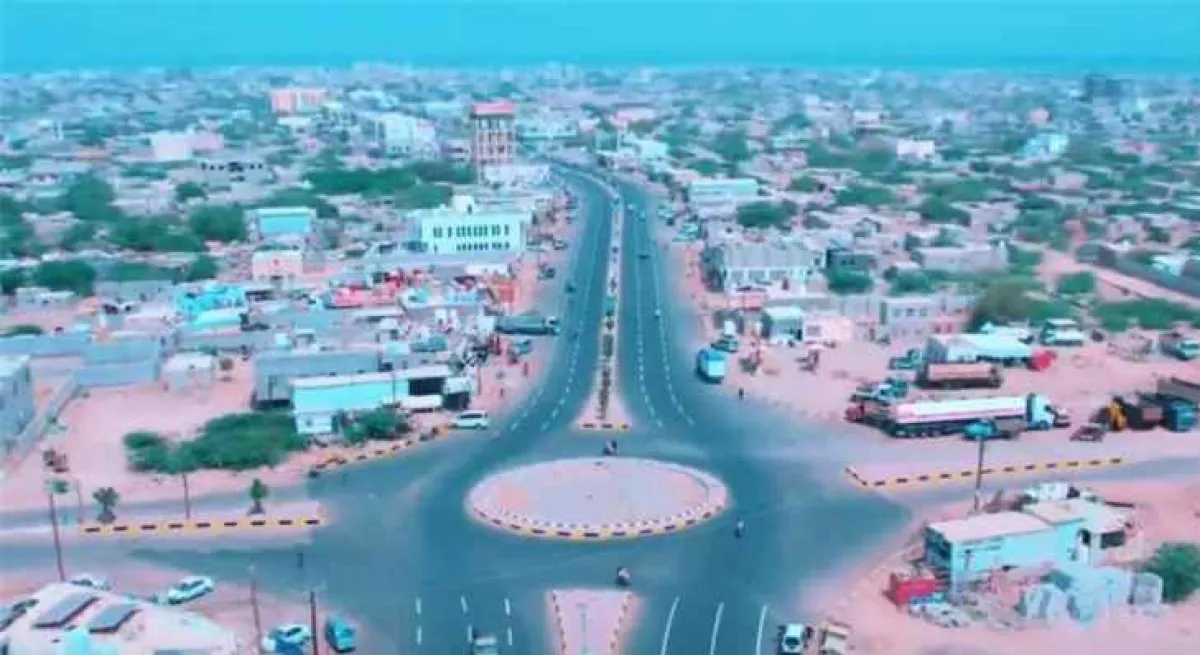 مليشيا الحوثي تفرض رسوماً دراسية على الطلاب المتبقين في المخا غربي تعز