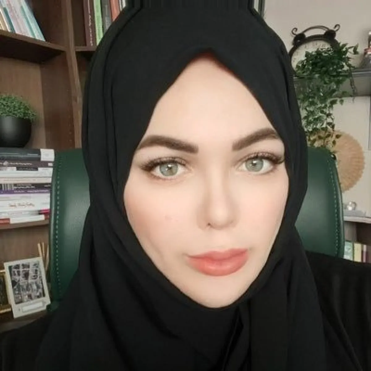 من يحاصر تعز لا ولن يُحرر غزة.. هل أصبحت فلسطين صك غفران للحوثيين وغيرهم من المُجرمين؟!