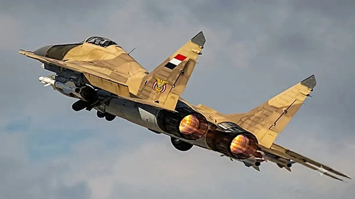 سحق هجمات الحوثي غرب تعز.. وغارات جوية دقيقة تستهدف منصات الصواريخ ومواقع عسكرية