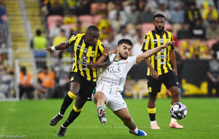 الاتفاق يمدد عقد نجم الوسط فارس الغامدي حتى 2028